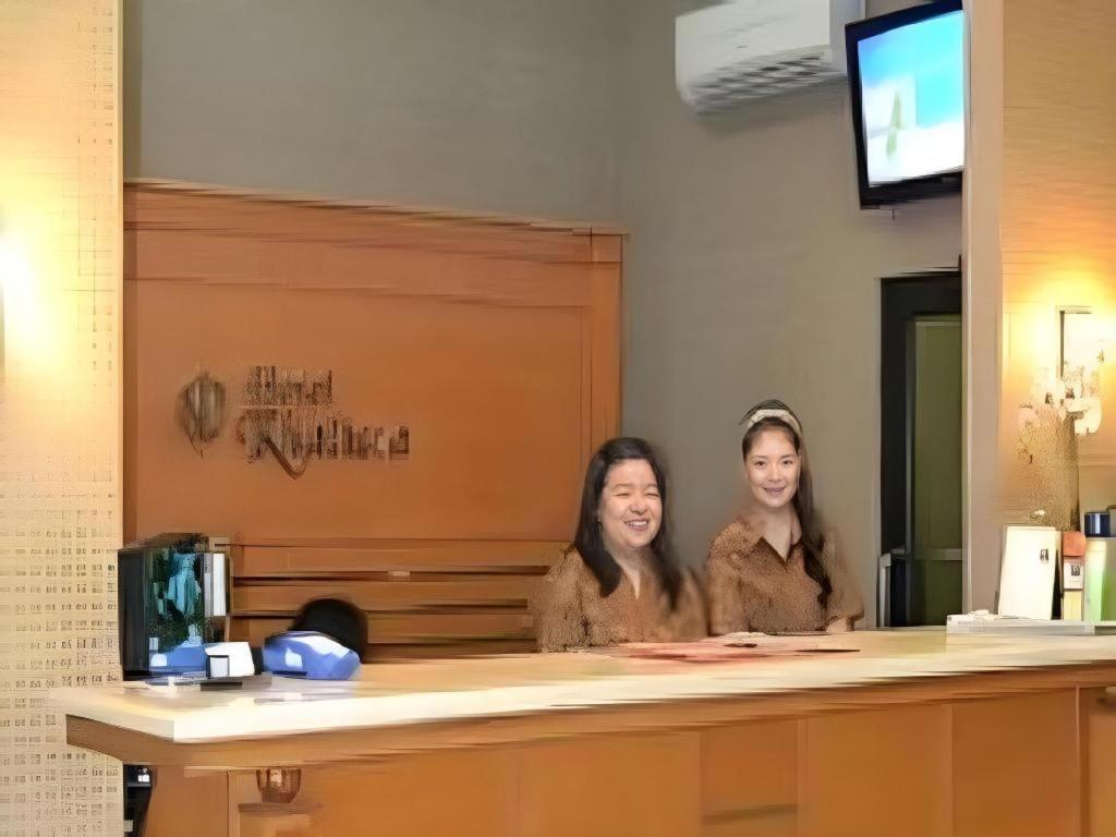 Hotel Khalista Purwakarta Exterior photo